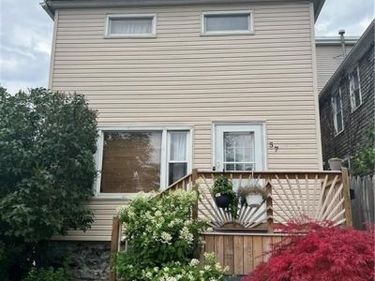 57 Abbottsford Place , Buffalo, NY 14213