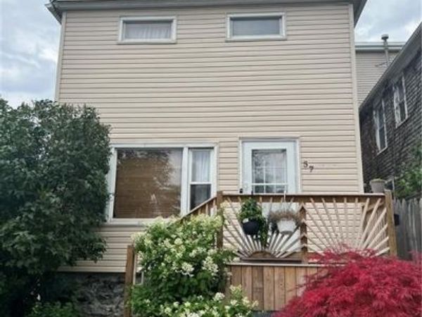 57 Abbottsford Place , Buffalo, NY 14213
