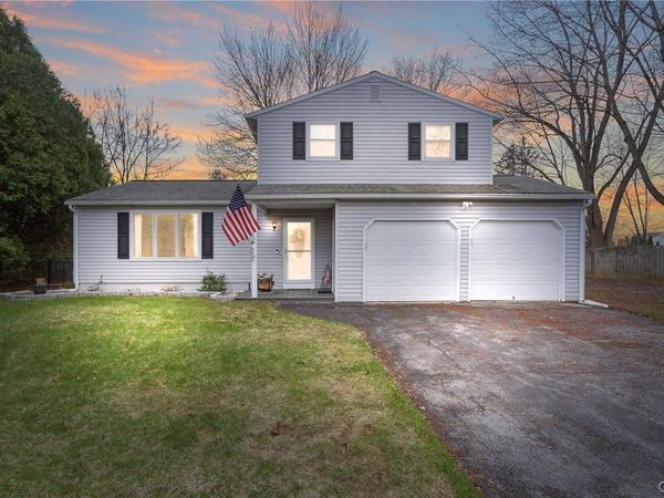 5327 Skylark Circle , Clay, NY 13041