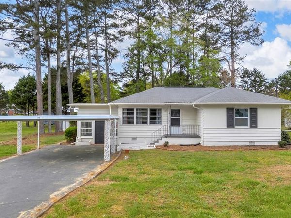 58 Andrew Jackson Street, Commerce, GA 30529