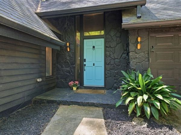240 Summerfield Drive, Alpharetta, GA 30022