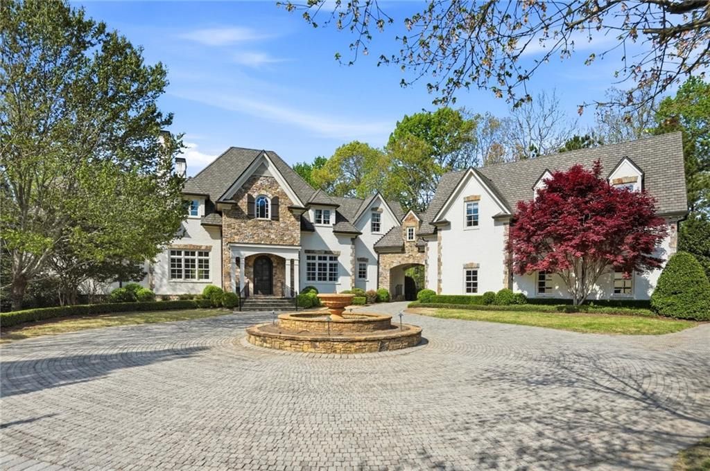 218 Londonberry Road, Atlanta, GA 30327 Main Photo
