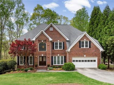 2550 Ridgehurst Drive, Buford, GA 30518