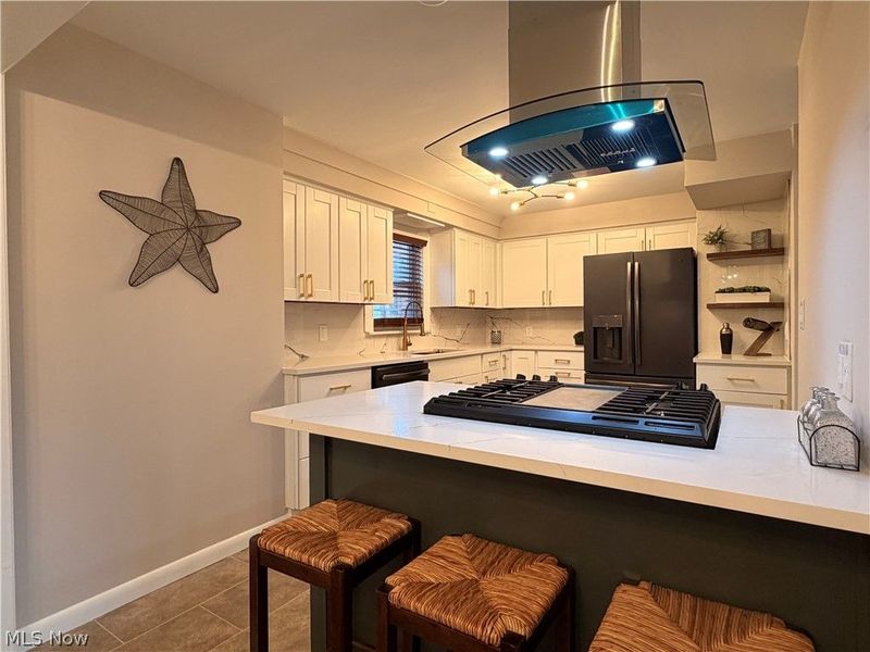 3921 Faversham Road , University Heights, OH 44118 Photo 12