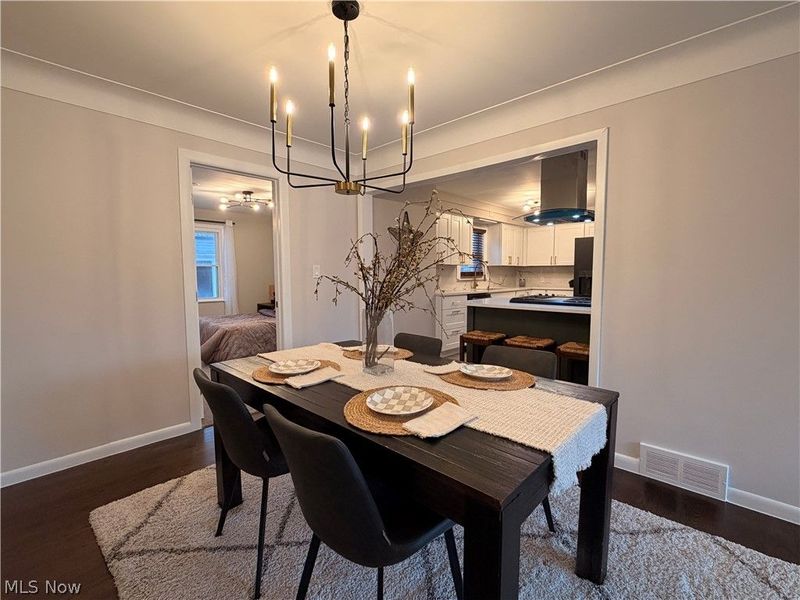 3921 Faversham Road , University Heights, OH 44118 Photo 13