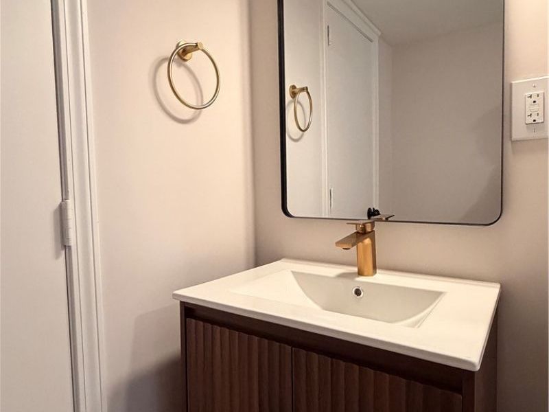 3921 Faversham Road , University Heights, OH 44118 Photo 28