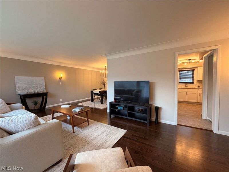 3921 Faversham Road , University Heights, OH 44118 Photo 5