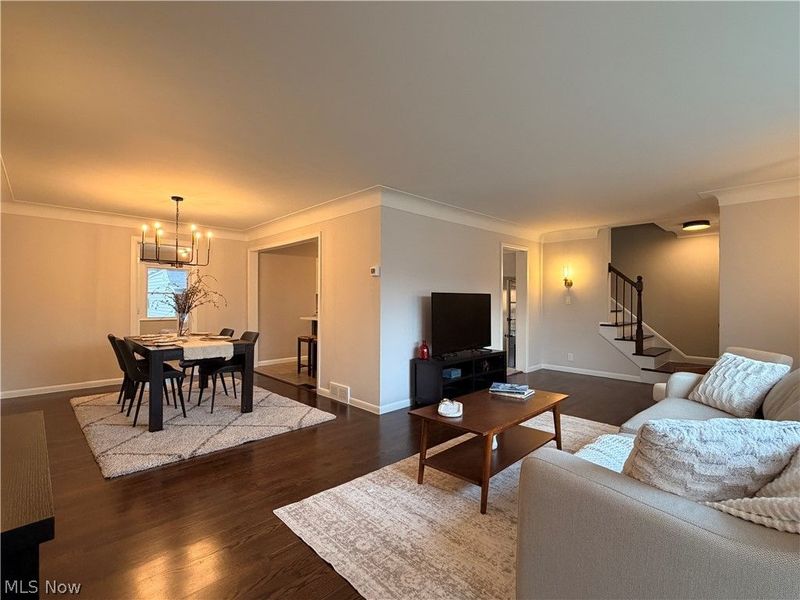 3921 Faversham Road , University Heights, OH 44118 Photo 6