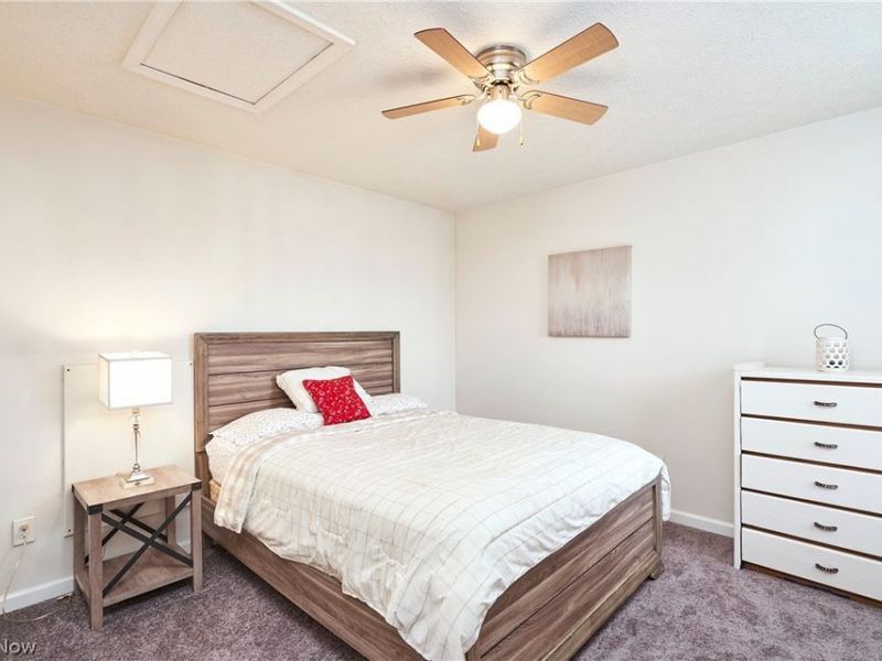 3198 Old Mill Drive , Cuyahoga Falls, OH 44223 Photo 17