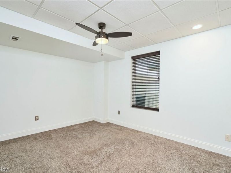 3198 Old Mill Drive , Cuyahoga Falls, OH 44223 Photo 20