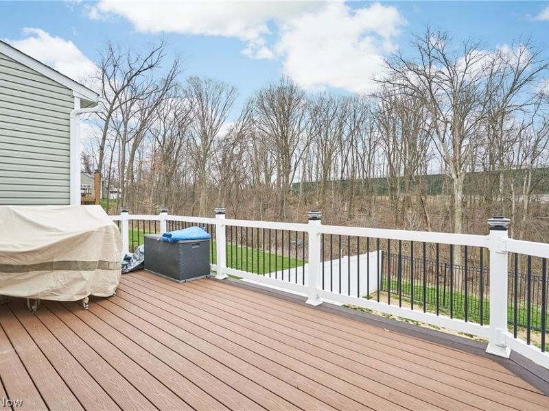 3198 Old Mill Drive , Cuyahoga Falls, OH 44223 Photo 24