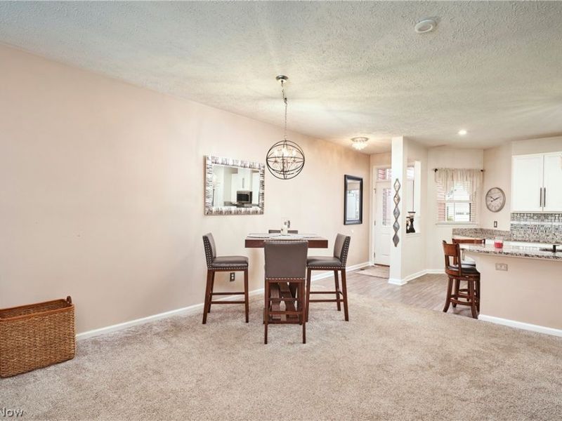 3198 Old Mill Drive , Cuyahoga Falls, OH 44223 Photo 9