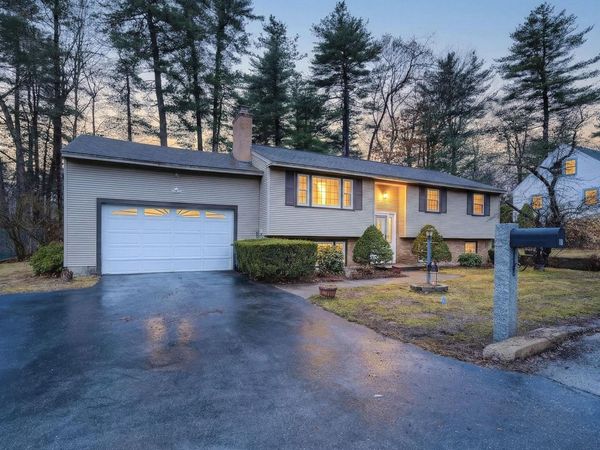 10 Vespa Lane, Nashua, NH 03064