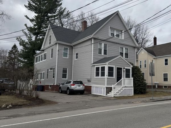 68 Main Street, Exeter, NH 03833