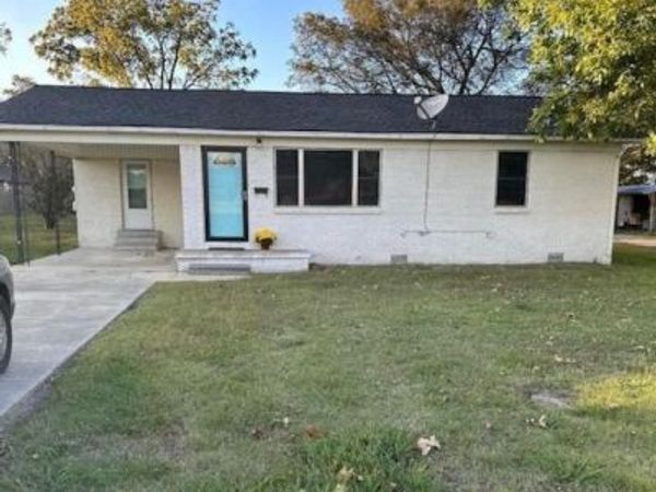 308 SW 6th Street SW, Walnut Ridge, AR 72476