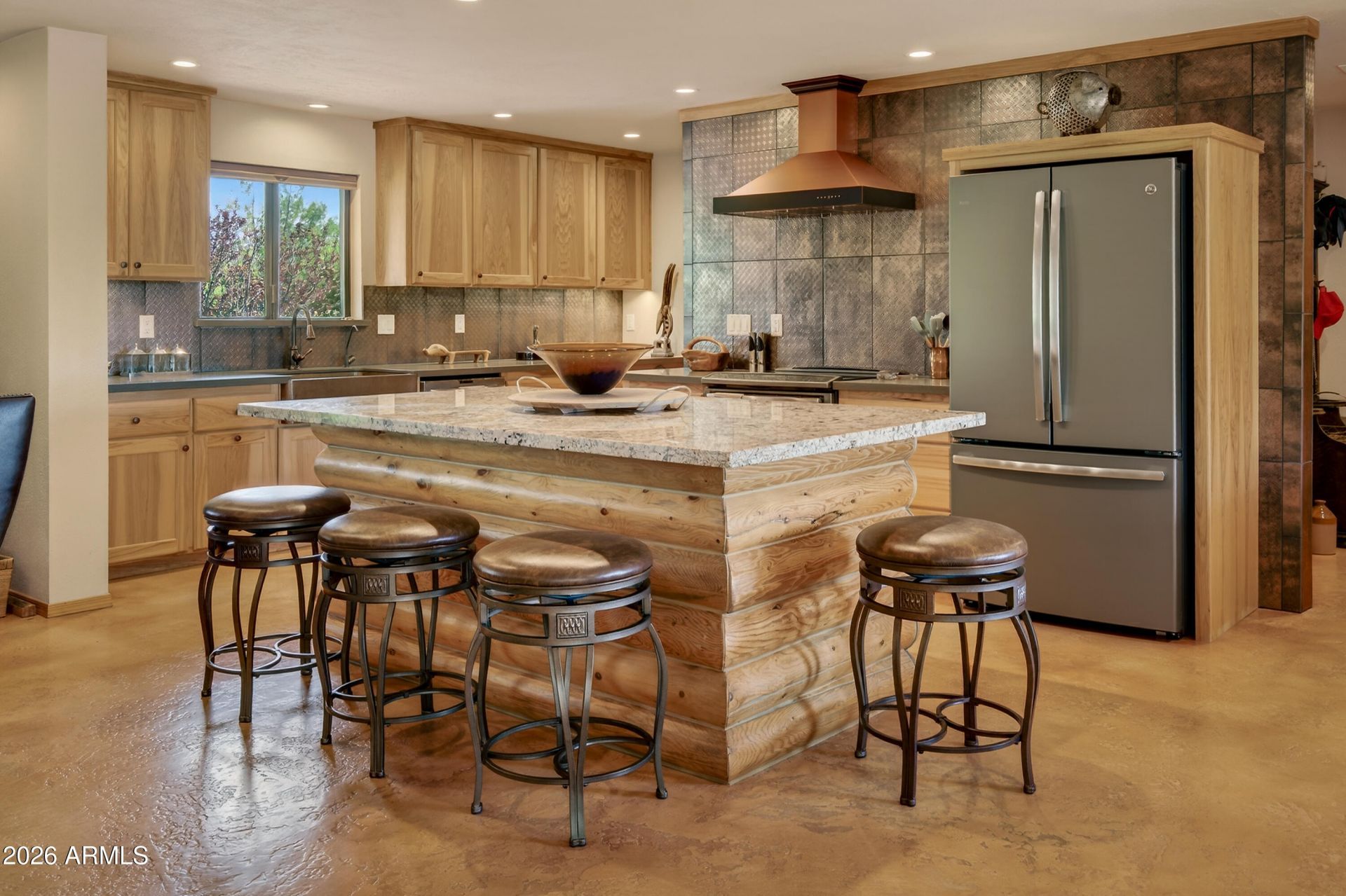 10975 E Pear Tree Drive, Cornville, AZ 86325 Main Photo