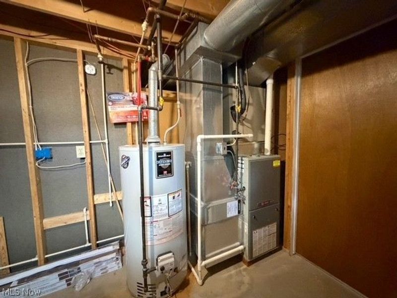 1131 Millbrook Square NE, Bolivar, OH 44612 Photo 34