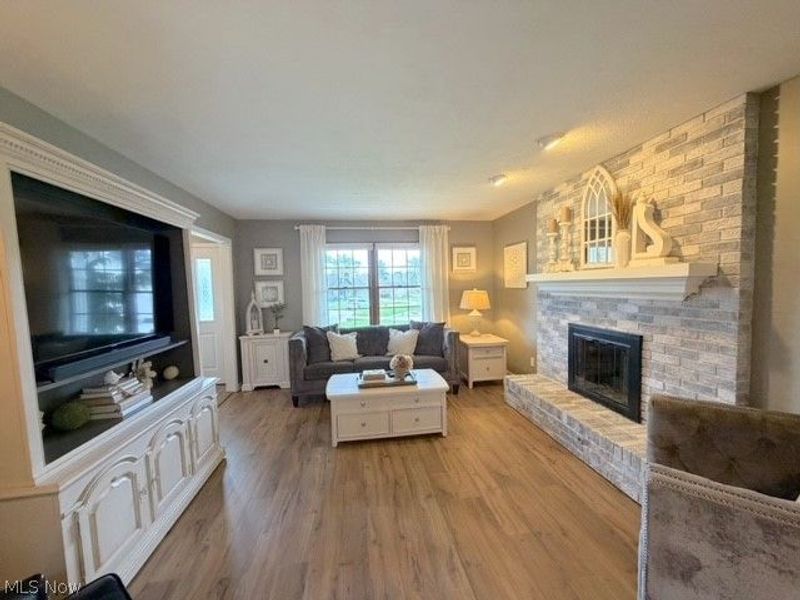 1131 Millbrook Square NE, Bolivar, OH 44612 Photo 7