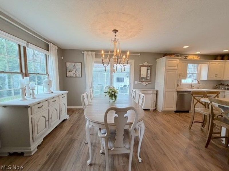 1131 Millbrook Square NE, Bolivar, OH 44612 Photo 8