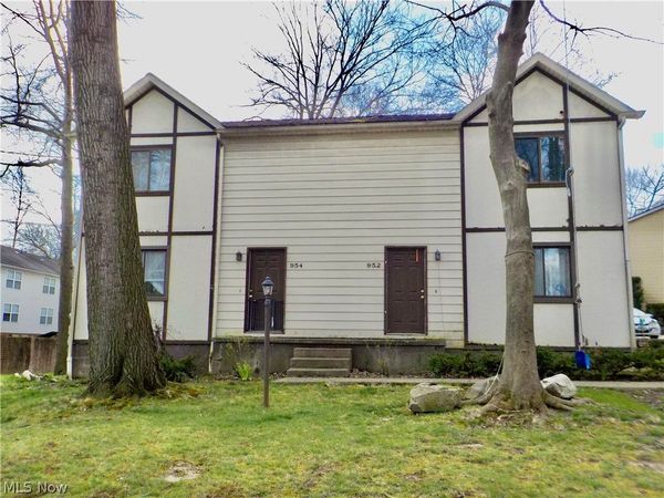942-954 & 832 - 834 Tallamadge Rd & Loomis Ave , Cuyahoga Falls, OH 44221