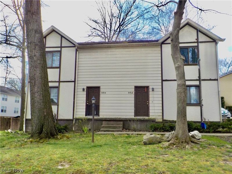 942-954 & 832 - 834 Tallamadge Rd & Loomis Ave, Cuyahoga Falls, OH 44221 Photo 1