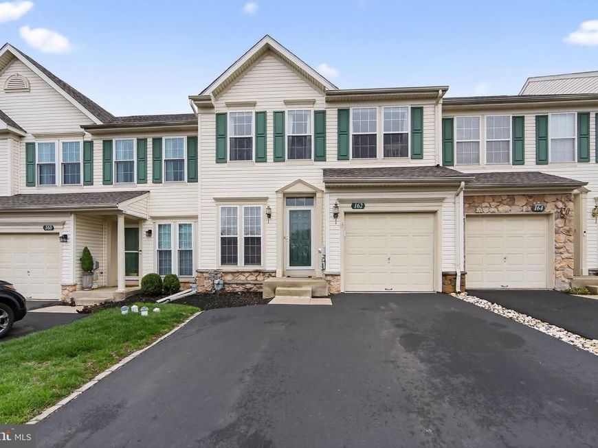 162 Royer Dr, Collegeville, PA 19426 Main Photo