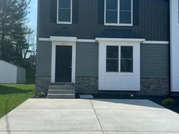 350 W 11TH STREET , FRONT ROYAL, VA 22630