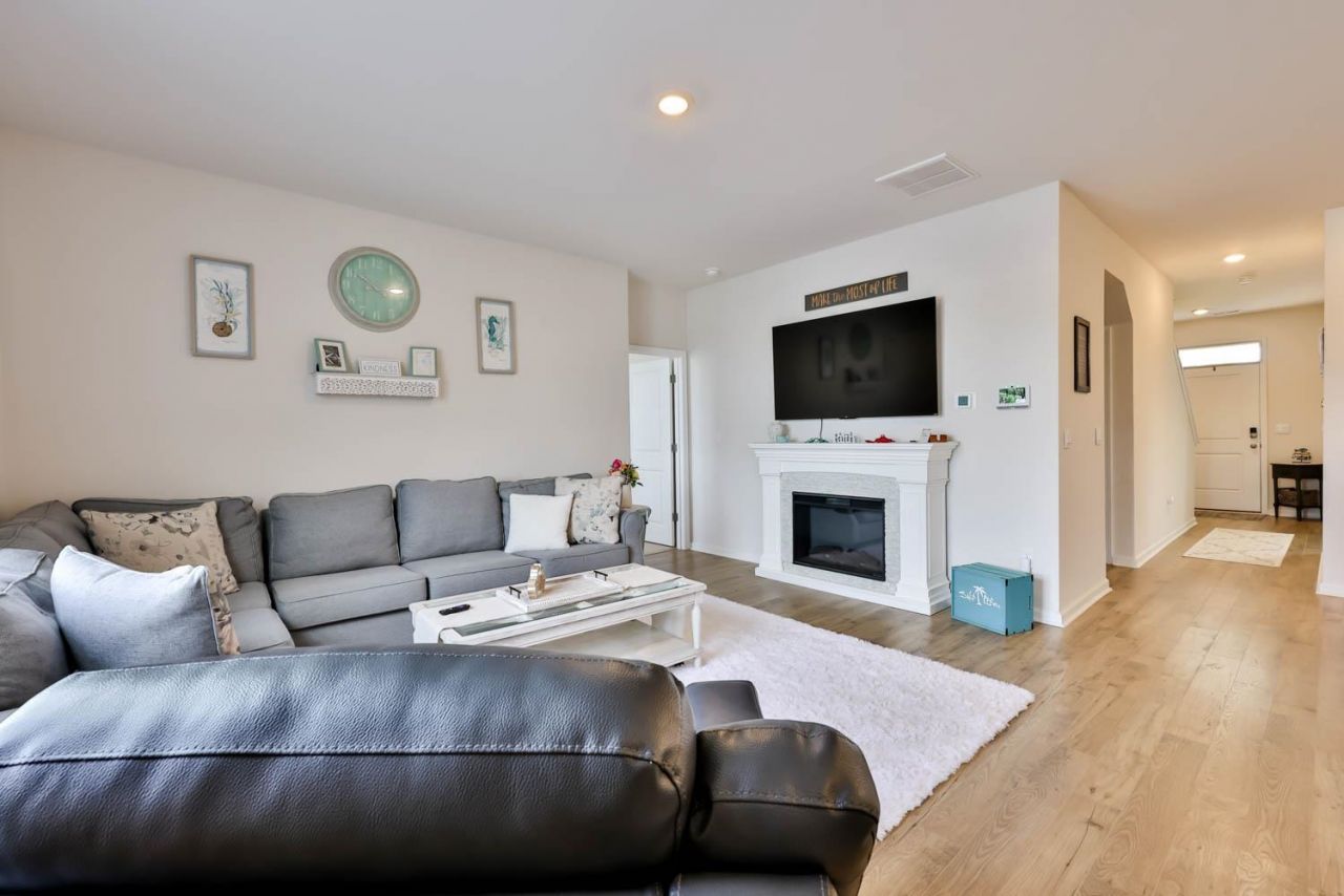 3661 Bells Lake Circle  Photo 11