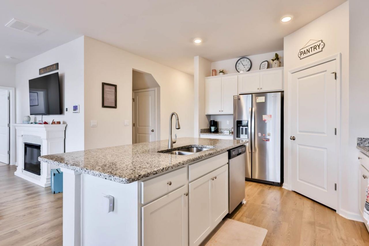 3661 Bells Lake Circle  Photo 15