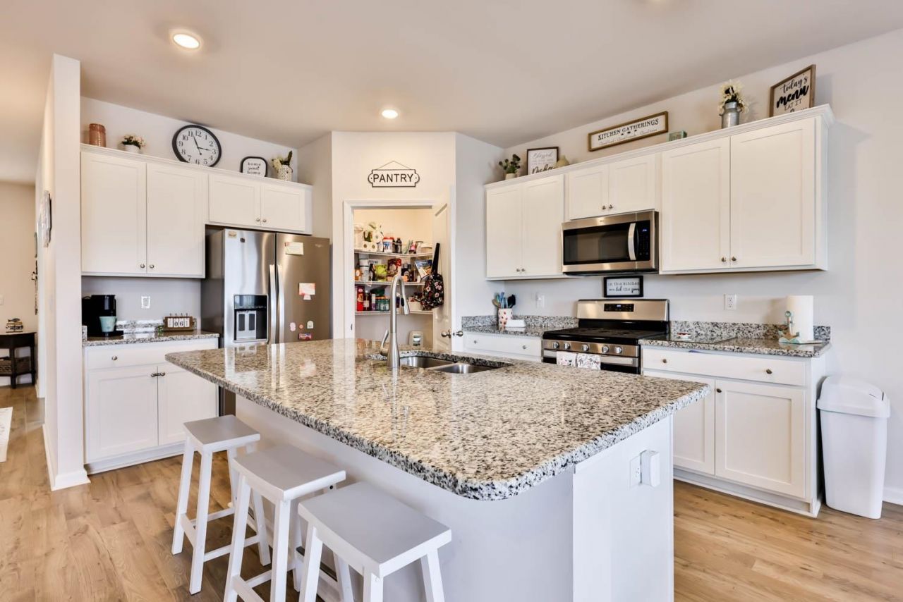 3661 Bells Lake Circle  Photo 16