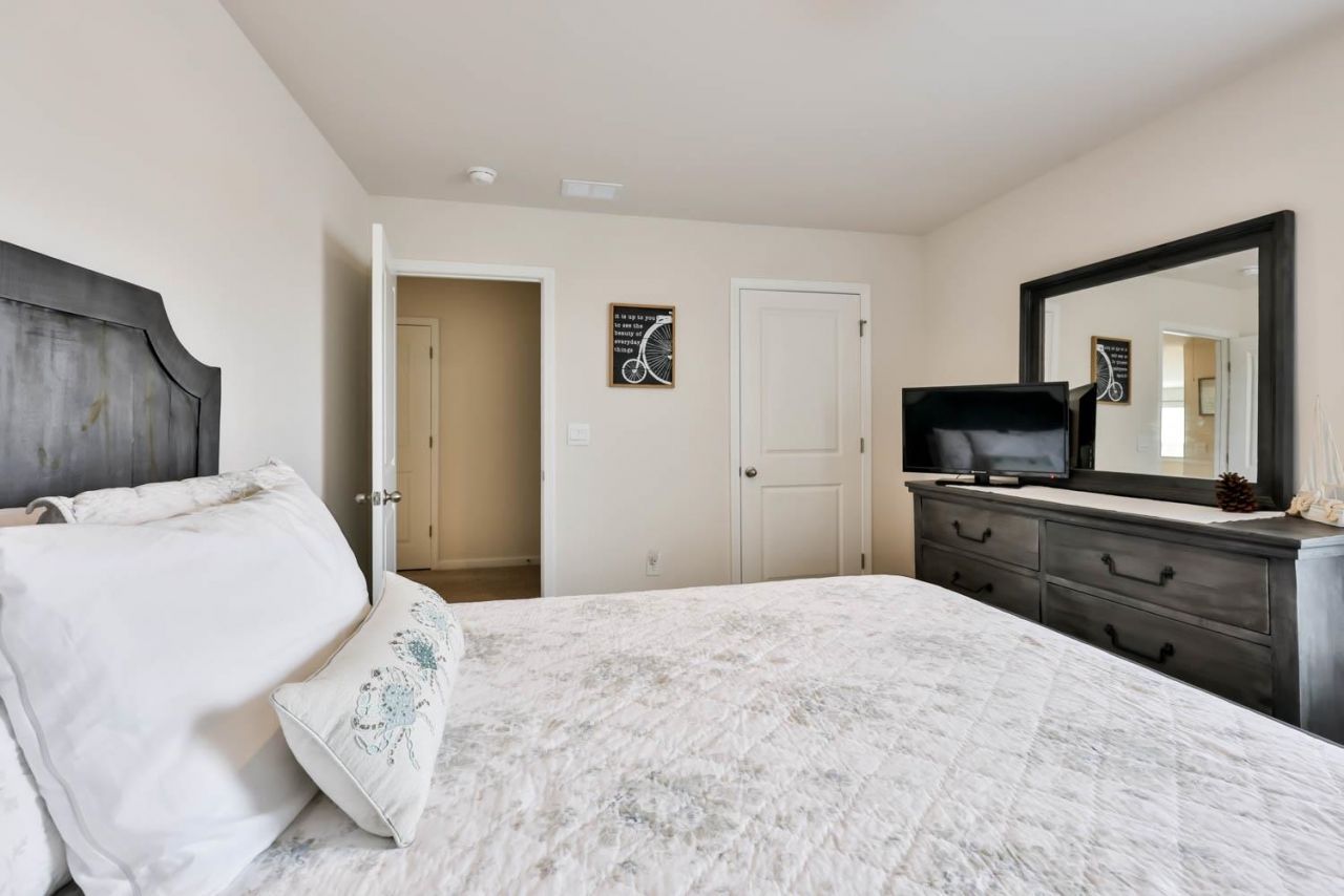 3661 Bells Lake Circle  Photo 29