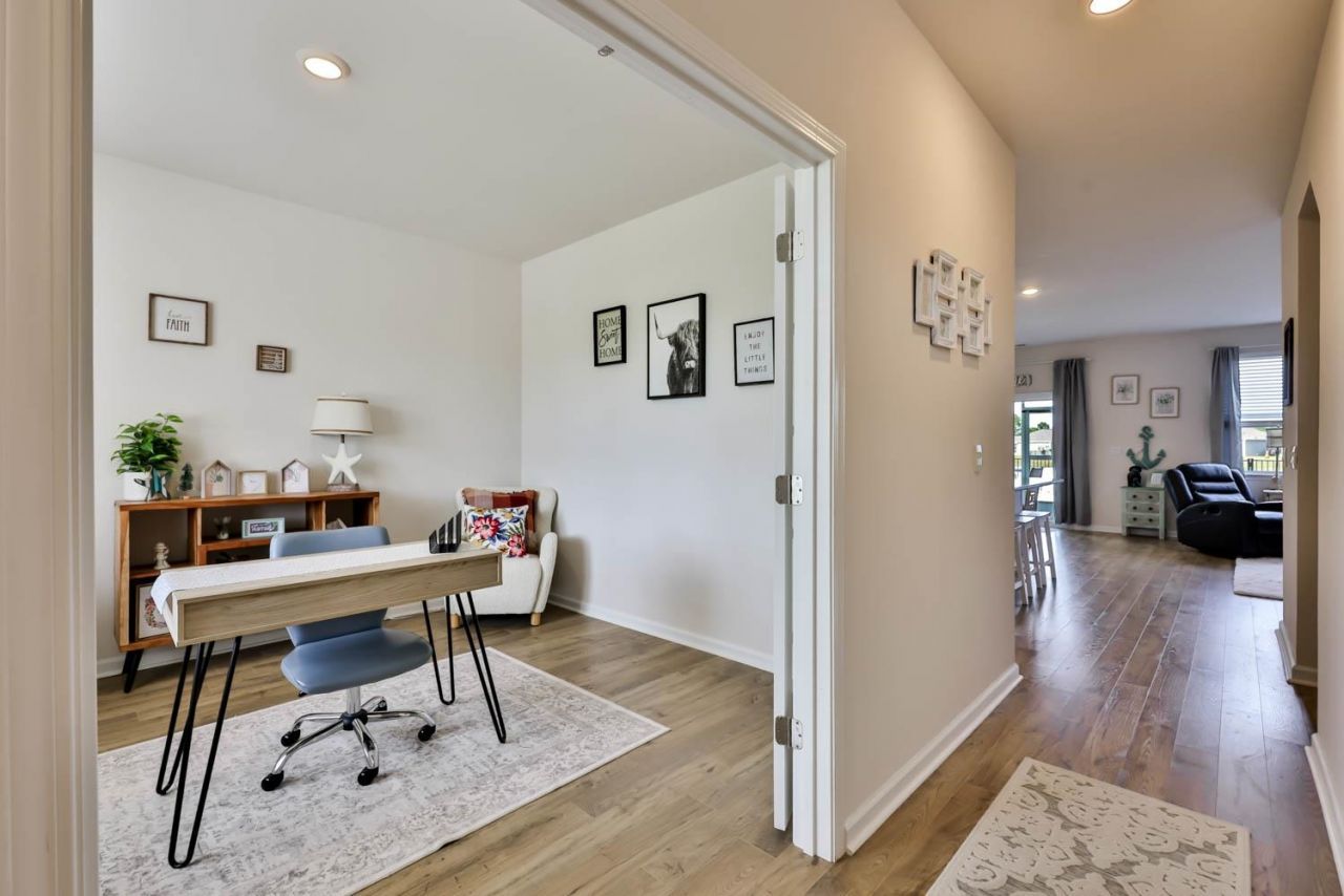 3661 Bells Lake Circle  Photo 5