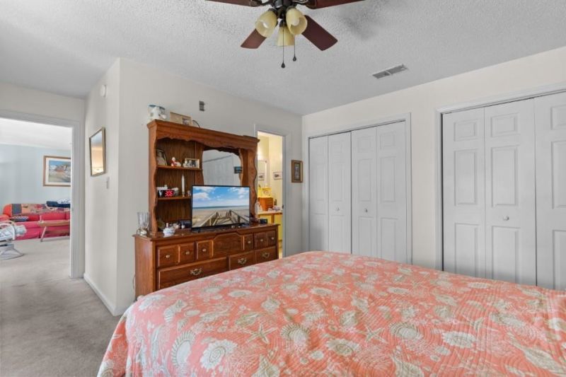 510 Fairwood Lakes Dr.  Photo 15