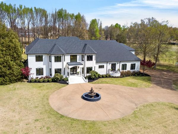 9376 FOREST WIND CV, Collierville, TN 38017