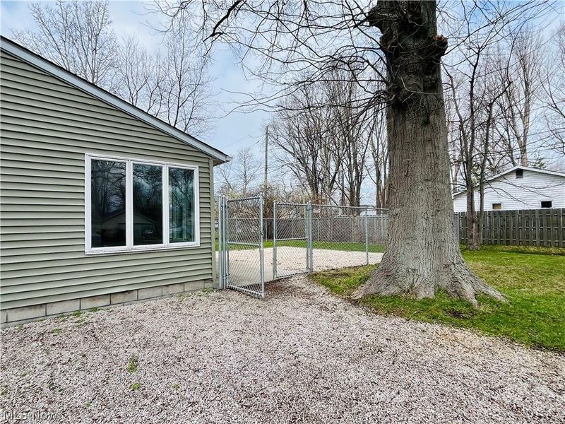 7063 Lake Road , Madison, OH 44057 Photo 12