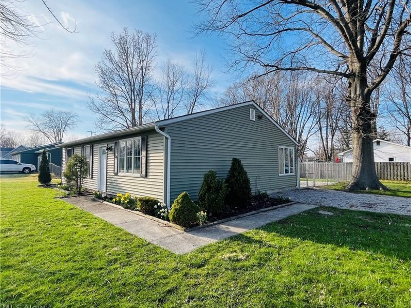 7063 Lake Road , Madison, OH 44057 Photo 8