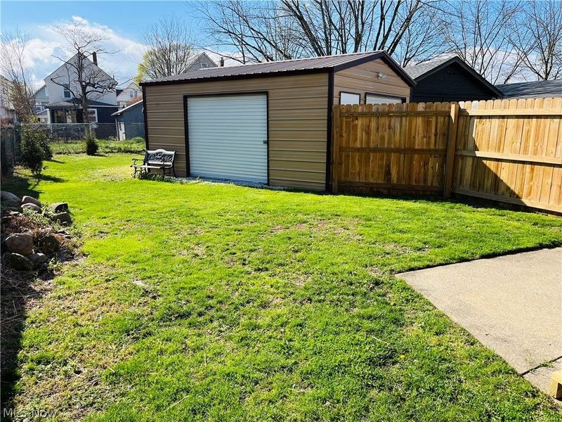 670 Thayer Street , Akron, OH 44310 Photo 24