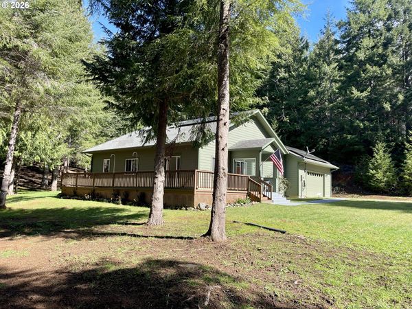 58813 GARDEN VALLEY RD, Coquille, OR 97423