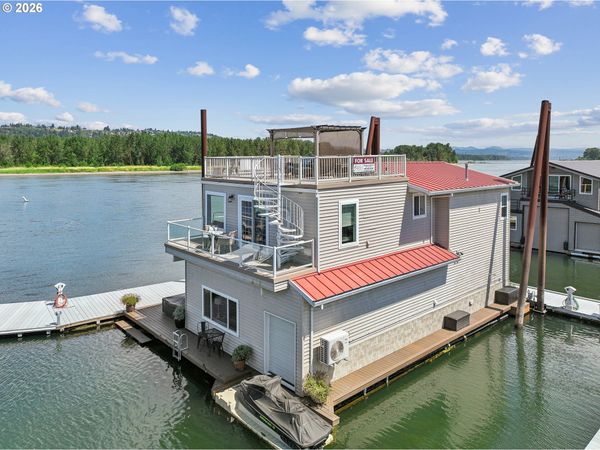 19609 NE Marine DR, Unit B18, Portland, OR 97230