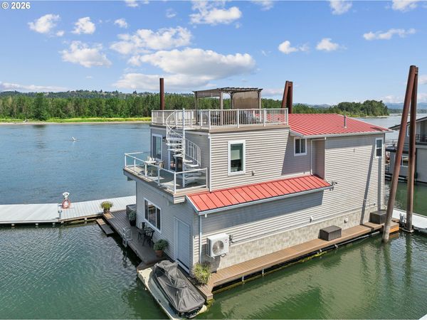 19609 NE Marine DR, Unit B18, Portland, OR 97230