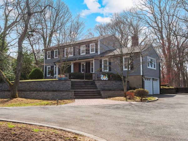 10 Old Route 25A , Northport, NY 11768