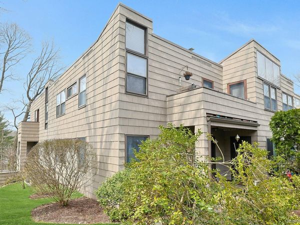 216 Purchase Street, Unit 1F, Rye, NY 10580