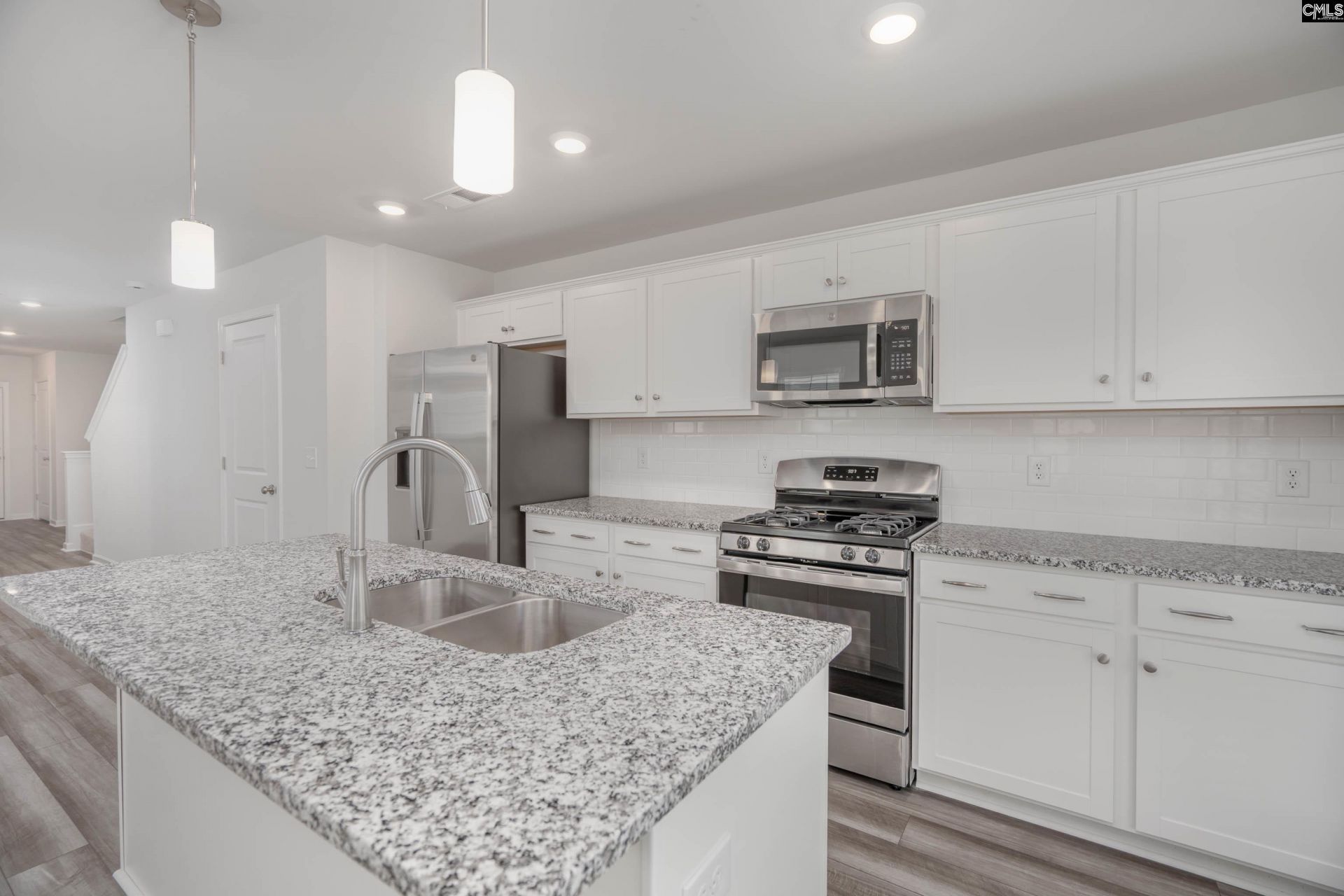 536 Kingfisher Court Photo 12