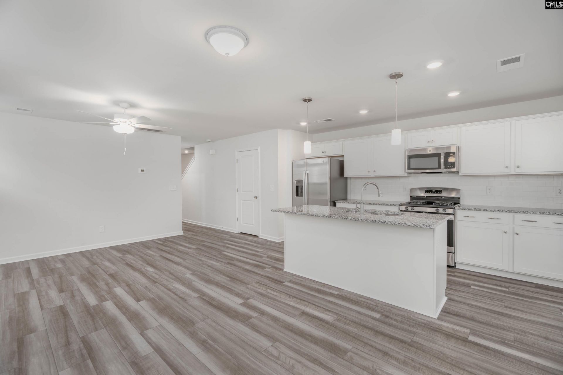 536 Kingfisher Court Photo 13