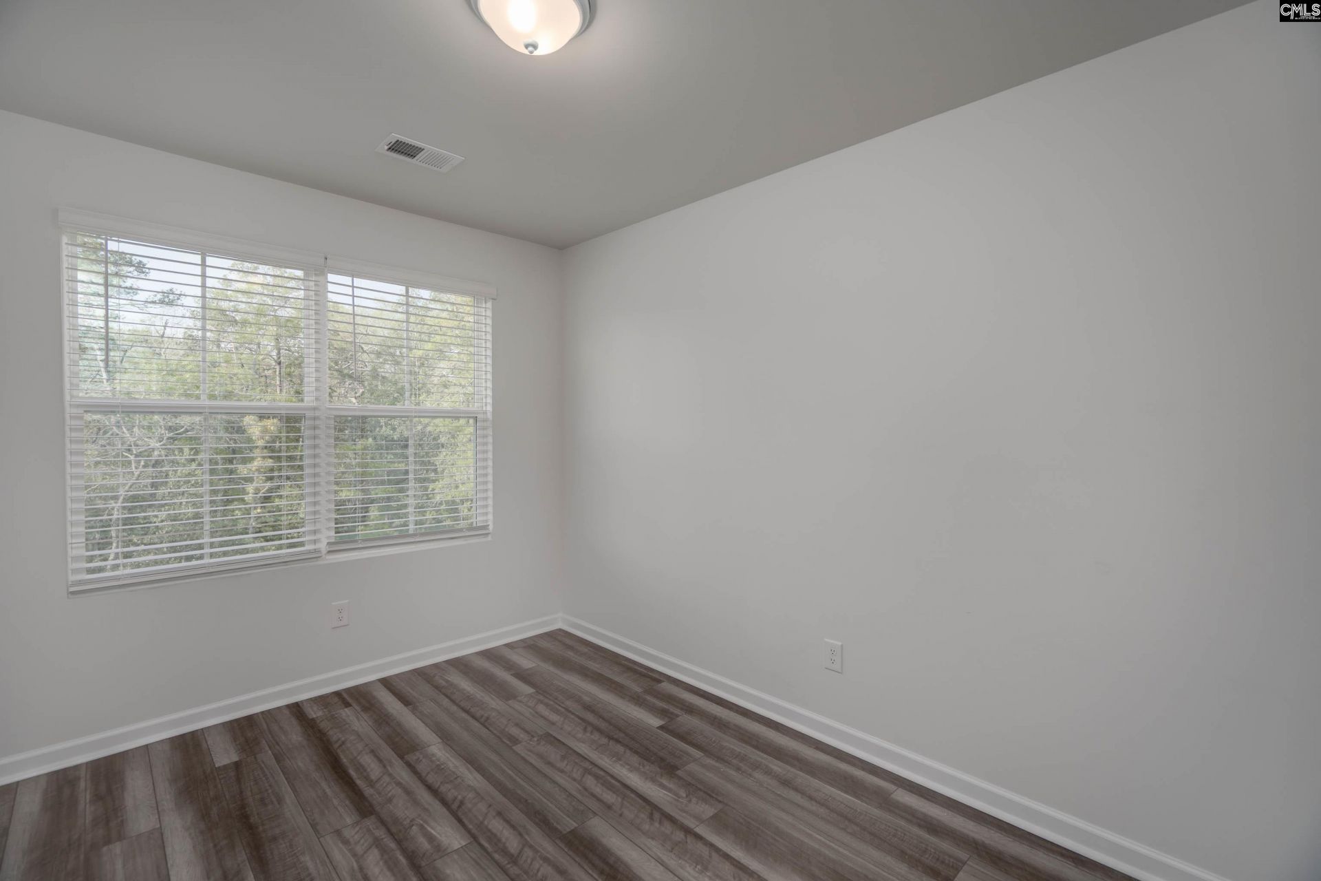 536 Kingfisher Court Photo 20