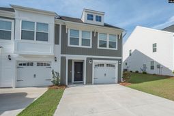 536 Kingfisher Court photo 4