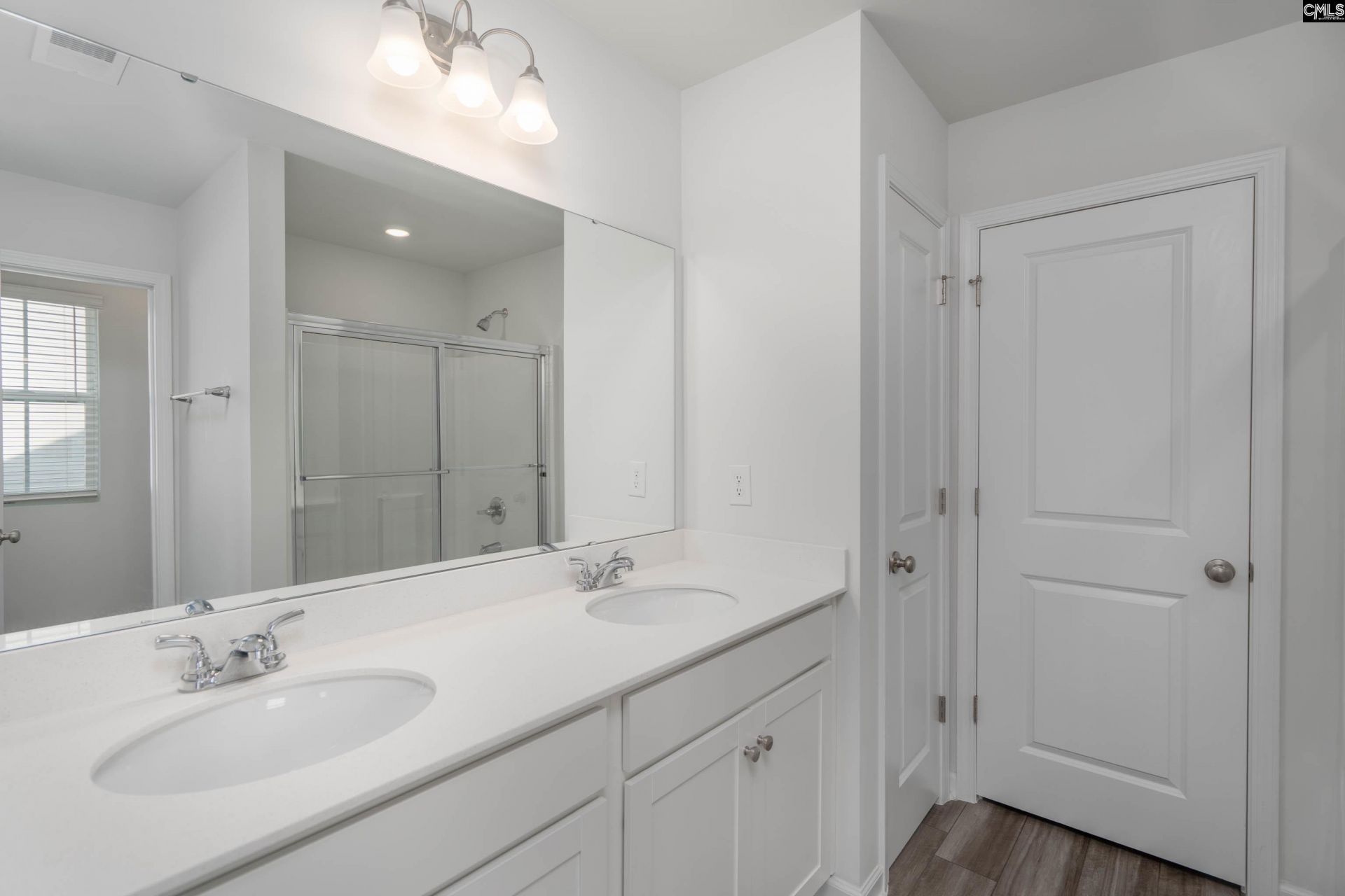 536 Kingfisher Court Photo 31