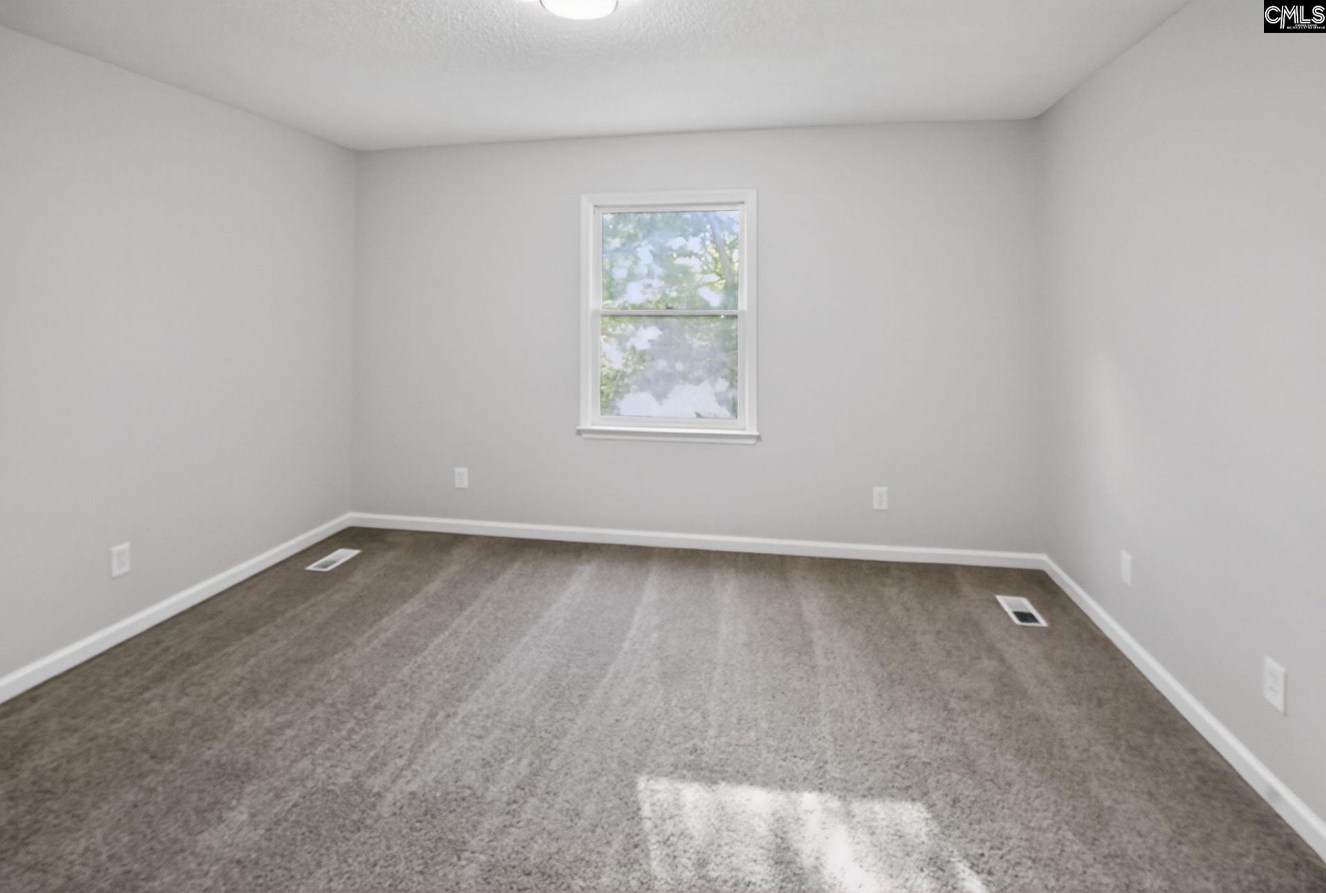 223 Hermitage Road Photo 7