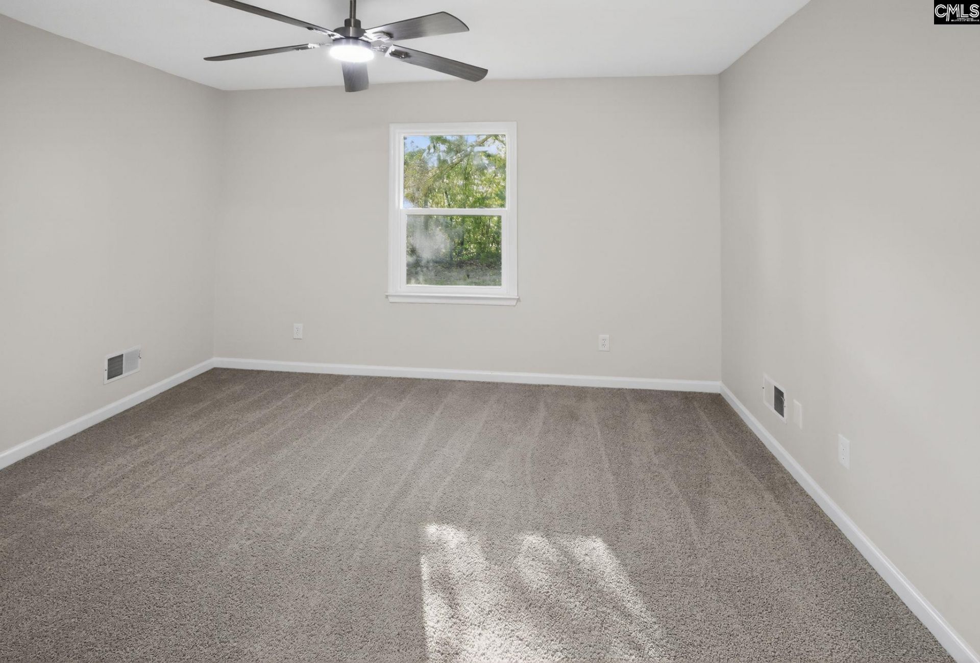 223 Hermitage Road Photo 9