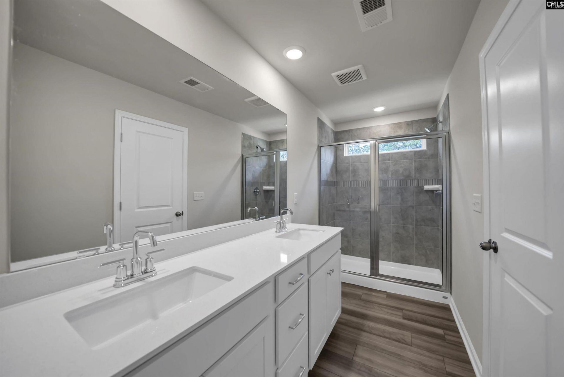 102 Winding Chestnut Drive Photo 19